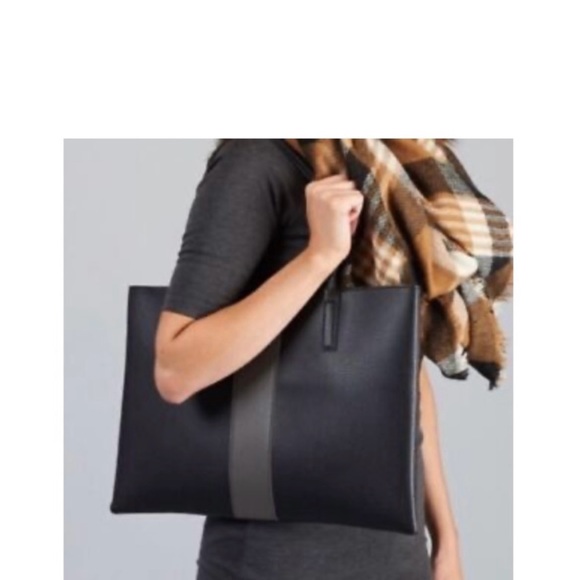 Vince Camuto Vegan Leather Luck Tote - Picture 3 of 6